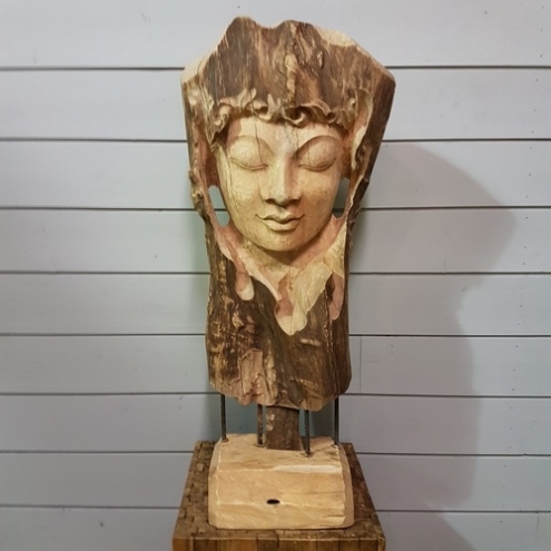 Sculpture visage de Bouddha