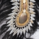 Collier papou coquillages et coton