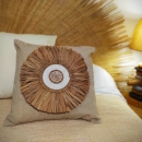 COUSSIN COTON TISSE ET COQUILLAGES