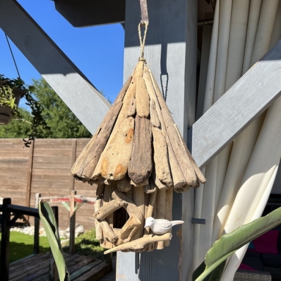 Cabane à oiseaux bois flotté