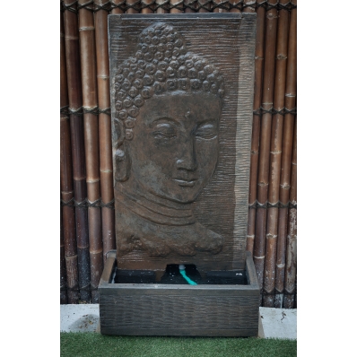 Fontaine mur d'eau visage de Bouddha