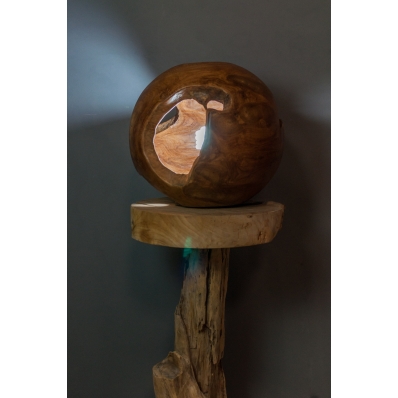 Lampe boule en racine de teck