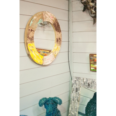 Miroir en bois de pirogue recyclée