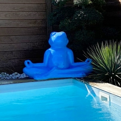 Statue Grenouille yoga jardin