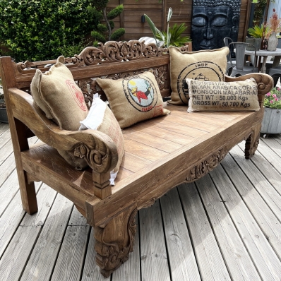 Banquette de jardin en teck sculpté