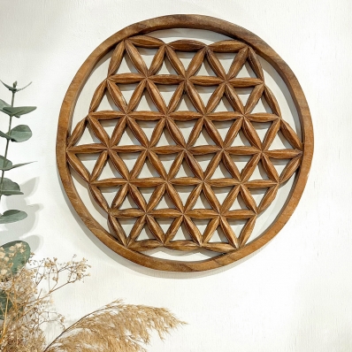 Fleur de vie sculptée en bois de suar