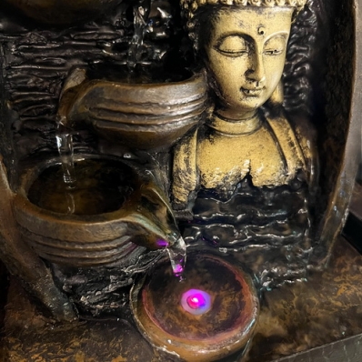 Petite fontaine d'intérieur Bouddha