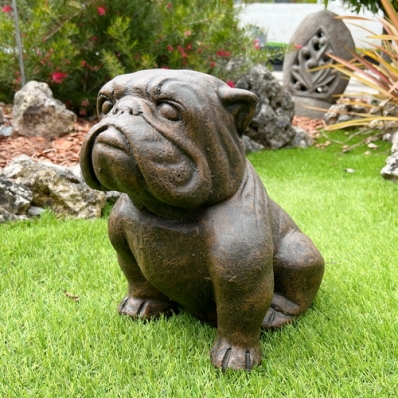 Statue chien Bouledogue brun