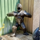 grande statue King kong style low poly