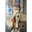 Pinocchio-articule-en-bois-d-albizia-finition-couleur-antique-containers-du-monde-33380