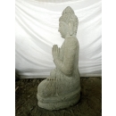 Statue Bouddha assis prière extérieur