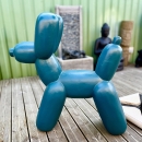 statue chien ballon bleu aquarelle