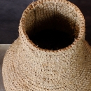 Vase en sisal