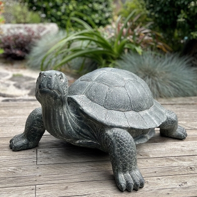 grande tortue décorative de jardin