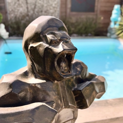 statue king kong low poly