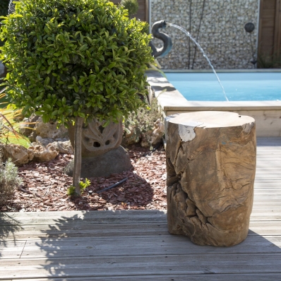 Tabouret-Cylindre-en-racine-de-Teck-et-Métal-Containers-du-Monde-33380